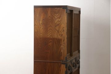中古　岩谷堂箪笥　No.96　雪国　和の趣き漂う格子引き戸の茶箪笥(食器棚、茶棚、茶タンス、収納棚、戸棚、キャビネット、上下バラ売り可能)(定価約62万円)(R-065444)