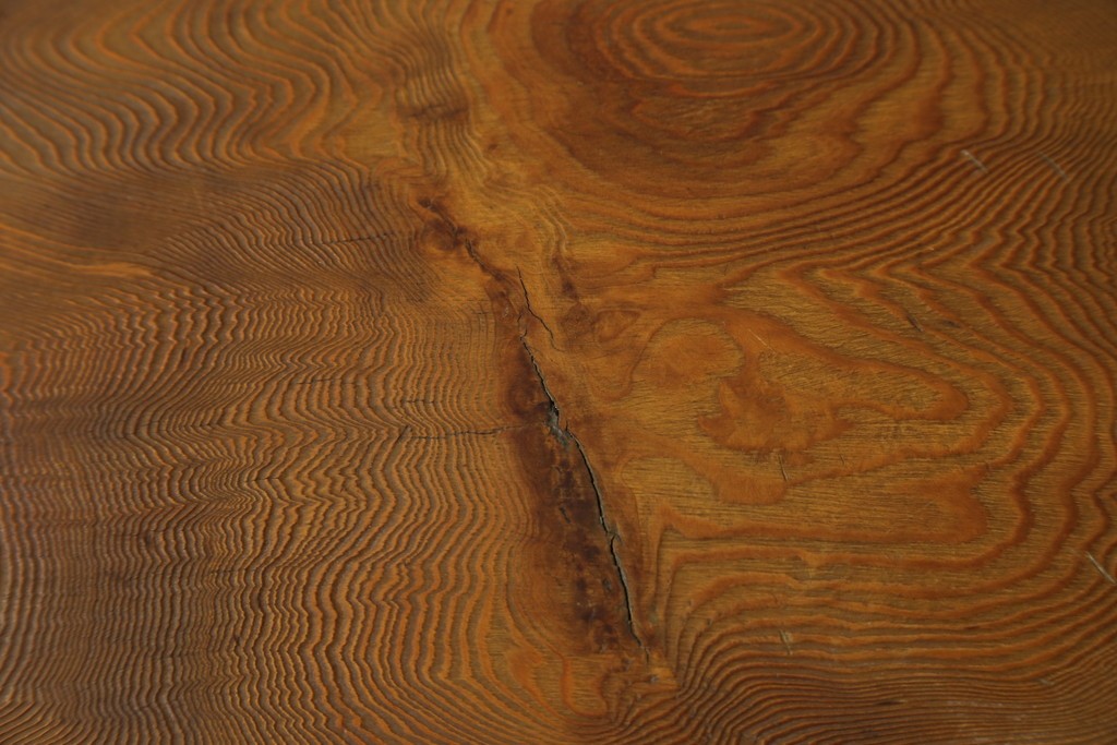 和製ビンテージ　笹杢　高級品!!杢目が素晴らしい秋田杉一枚板の座卓　(R-065445)