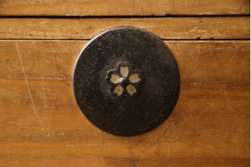 和製アンティーク　前面内部桐材　新潟県　趣のある佇まいが魅力の時代箪笥(重ね箪笥、和たんす、衣装タンス、引き出し、収納箪笥)(R-065447)