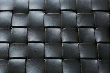 中古　極美品　arflex(アルフレックス)　NT SLIM(エヌティー スリム)　本革(レザー)　スタイリッシュなデザインが魅力のアームレスチェア(ダイニングチェア、椅子、イス)(R-065451)