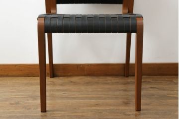 中古　極美品　arflex(アルフレックス)　NT SLIM(エヌティー スリム)　本革(レザー)　スタイリッシュなデザインが魅力のアームレスチェア(ダイニングチェア、椅子、イス)(R-065451)