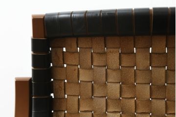 中古　極美品　arflex(アルフレックス)　NT SLIM(エヌティー スリム)　本革(レザー)　スタイリッシュなデザインが魅力のアームレスチェア(ダイニングチェア、椅子、イス)(R-065451)