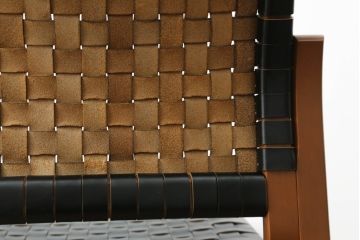 中古　極美品　arflex(アルフレックス)　NT SLIM(エヌティー スリム)　本革(レザー)　スタイリッシュなデザインが魅力のアームレスチェア(ダイニングチェア、椅子、イス)(R-065451)