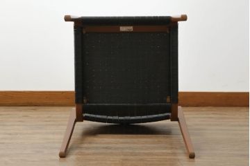 中古　極美品　arflex(アルフレックス)　NT SLIM(エヌティー スリム)　本革(レザー)　スタイリッシュなデザインが魅力のアームレスチェア(ダイニングチェア、椅子、イス)(R-065452)