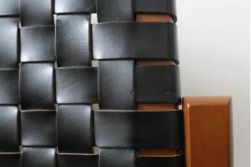 中古　極美品　arflex(アルフレックス)　NT SLIM(エヌティー スリム)　本革(レザー)　スタイリッシュなデザインが魅力のアームレスチェア(ダイニングチェア、椅子、イス)(R-065453)