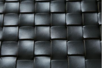 中古　極美品　arflex(アルフレックス)　NT SLIM(エヌティー スリム)　本革(レザー)　スタイリッシュなデザインが魅力のアームレスチェア(ダイニングチェア、椅子、イス)(R-065453)