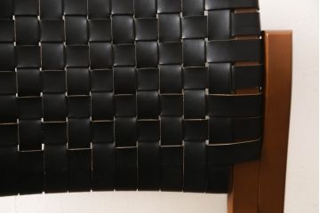 中古　arflex(アルフレックス)　NT SLIM(エヌティー スリム)　本革(レザー)　スタイリッシュなデザインが魅力のアームレスチェア(ダイニングチェア、椅子、イス)(R-065454)