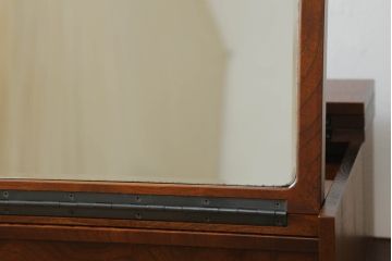 中古　美品　国産家具　職人手造り　欅(ケヤキ)杢　コンパクトなサイズが使いやすい函鏡台(ドレッサー、ミラー、小引き出し、卓上収納)(R-065462)