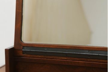 中古　美品　国産家具　職人手造り　欅(ケヤキ)杢　コンパクトなサイズが使いやすい函鏡台(ドレッサー、ミラー、小引き出し、卓上収納)(R-065462)