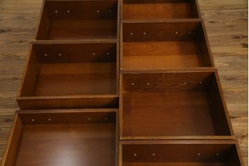 中古　美品　高級品!!　スペイン製　フランスベッド(France Bed)　Slumberland(スランバーランド)　上品な佇まいが魅力のランジェリーチェスト(縦型チェスト、サイドチェスト、引き出し)(定価推定約35万円)(R-065464)