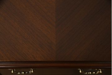 中古　美品　高級品!!　スペイン製　フランスベッド(France Bed)　Slumberland(スランバーランド)　上品な佇まいが魅力のランジェリーチェスト(縦型チェスト、サイドチェスト、引き出し)(定価推定約35万円)(R-065464)