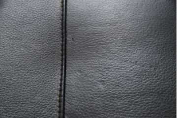 北欧ビンテージ　スウェーデン　NELO社製　ブラックカラーと木の色合いのコントラストが格好良いオットマン(フットスツール、1人掛けソファ、椅子、ヴィンテージ)(R-065466)