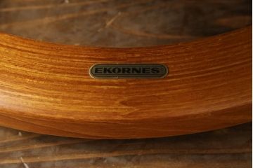 中古　EKORNES(エコーネス)　ロイヤルシリーズ　本革(レザー)　極上のくつろぎの時間を演出するストレスレスチェア+オットマンのセット(クラシックベース、アームチェア、リクライニングチェア、椅子、イス、1人掛けソファ、1Pソファ、フットスツール、北欧)(定価約46万円)(R-065468)