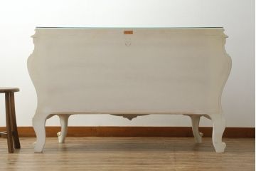 中古　美品　イタリア高級家具　SILIK(シリック)　ロココ調　Art.726　丸みを帯びたデザインが可愛らしい3段チェスト(コモード、サイドチェスト、ドロワー、引き出し)(定価約90万円)(R-065469)