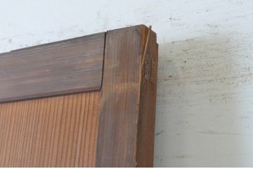 アンティーク建具　上質な銅製のつまみ付き舞良戸扉1枚(まいらど、板戸、ドア)(R-065471)