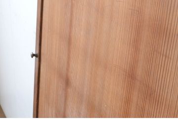 アンティーク建具　上質な銅製のつまみ付き舞良戸扉1枚(まいらど、板戸、ドア)(R-065471)