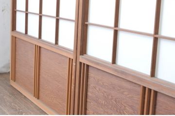 アンティーク建具　腰板の凝ったデザインが魅力的な障子戸4枚セット(引き戸)(R-065472)