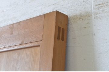 アンティーク建具　黒檀(コクタン)のつまみ付き!!柾目の美しい扉1枚(木製扉、ドア)(R-065475)
