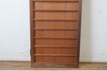 アンティーク建具　美しい柾目が魅力的な舞良戸1枚(まいらど、扉、ドア、板戸)(R-065476)