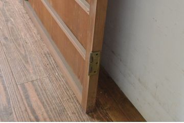 アンティーク建具　趣ある木の風合いア魅力的な舞良戸1枚(まいらど、扉、ドア、板戸)(R-065477)