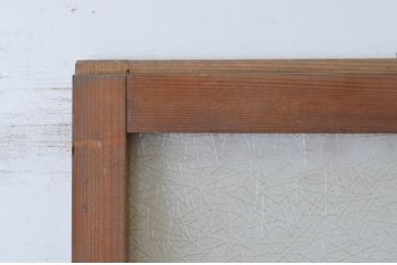 アンティーク建具　経年によって増した味わいが魅力的な横桟ガラス戸1枚(引き戸)(R-065487)