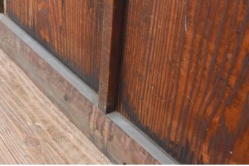 アンティーク建具　経年を感じさせる木味が魅力のガラス戸1枚(引き戸)(R-065488)