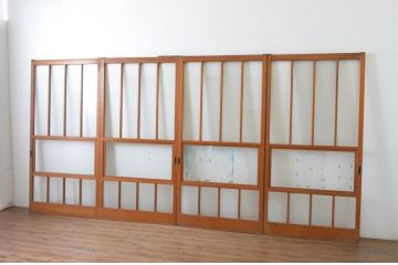 アンティーク建具　レトロデザインのダイヤガラス入りガラス戸4枚セット(引き戸)(R-065495)