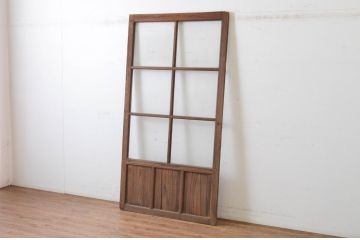アンティーク建具　経年を感じさせる木味が魅力のガラス戸1枚(引き戸)(R-065497)