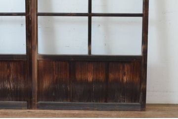 アンティーク建具　経年の趣ある木味が魅力のガラス戸2枚セット(引き戸)(R-065503)