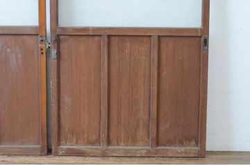 アンティーク建具　レトロなプレスガラスの入った横桟ガラス戸2枚セット(引き戸)(R-065507)
