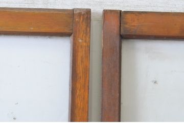 アンティーク建具　レトロなプレスガラスの入った横桟ガラス戸2枚セット(引き戸)(R-065507)