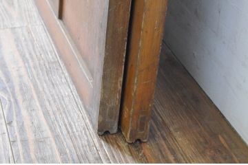 アンティーク建具　レトロなプレスガラスの入った横桟ガラス戸2枚セット(引き戸)(R-065507)