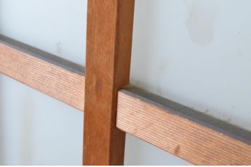 アンティーク建具　昭和レトロ　太い框組のマス目格子ガラス引き戸1枚(升目、ガラス戸)(R-065508)