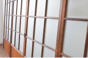 アンティーク建具　上手物!!両面面取り加工　温かみのある木味が魅力のガラス戸4枚セット(引き戸、格子戸、マス目)(R-065511)