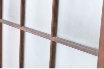 アンティーク建具　上手物!!両面面取り加工　温かみのある木味が魅力のガラス戸4枚セット(引き戸、格子戸、マス目)(R-065511)