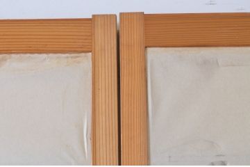 ビンテージ建具　上げ下げできる障子付き　和テイストのお部屋作りにお勧めな格子戸2枚セット(ヴィンテージ、引き戸、障子戸)(R-065513)