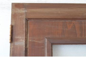 アンティーク建具　1枚板をくり抜いたレトロな雰囲気のガラスドア1枚(ガラス扉、木製ドア、扉)(R-065514)