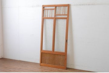 アンティーク建具　昭和レトロ　かわいいデザインが魅力のガラス戸1枚(引き戸)(R-065515)