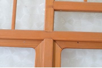 アンティーク建具　昭和レトロ　かわいいデザインが魅力のガラス戸1枚(引き戸)(R-065515)