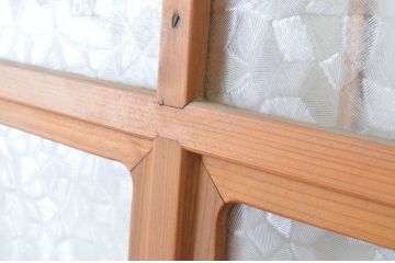 アンティーク建具　昭和レトロ　かわいいデザインが魅力のガラス戸1枚(引き戸)(R-065515)
