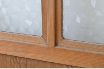 ビンテージ建具　昭和レトロ　かわいいデザインが魅力のガラス戸1枚(引き戸、ヴィンテージ)(R-065516)