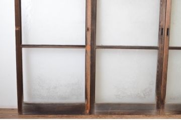 アンティーク建具　シンプルなデザインでインテリアに合わせやすい幅狭ガラス戸4枚セット(引き戸)(R-065519)