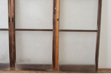 アンティーク建具　シンプルなデザインでインテリアに合わせやすい幅狭ガラス戸4枚セット(引き戸)(R-065519)