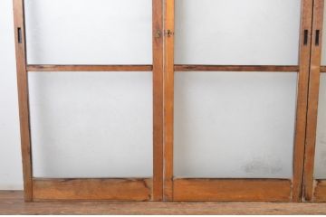 アンティーク建具　シンプルなデザインでインテリアに合わせやすい幅狭ガラス戸4枚セット(引き戸)(R-065519)