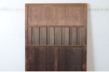 アンティーク建具　経年を感じる木肌が味わい深い無双付きの雨戸1枚(引き戸、板戸)(R-065522)