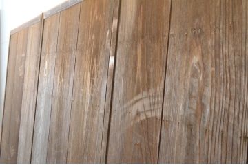 ビンテージ建具　経年を感じさせる木味が魅力の雨戸3枚セット(板戸、引き戸、ヴィンテージ)(R-065524)