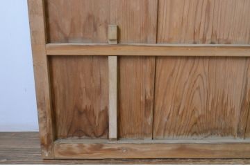 ビンテージ建具　経年を感じさせる木味が魅力の雨戸3枚セット(板戸、引き戸、ヴィンテージ)(R-065524)