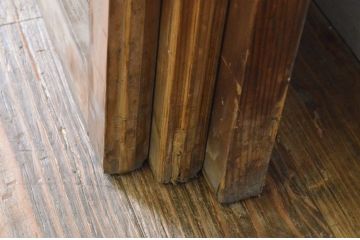 ビンテージ建具　経年を感じさせる木味が魅力の雨戸3枚セット(板戸、引き戸、ヴィンテージ)(R-065524)