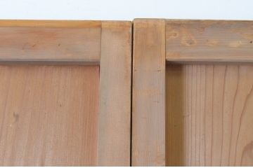 ビンテージ建具　経年を感じさせる木味が魅力の雨戸2枚セット(板戸、引き戸、ヴィンテージ)(R-065525)