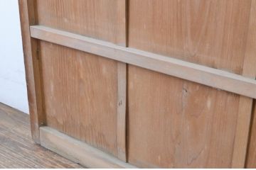 ビンテージ建具　経年を感じさせる木味が魅力の雨戸2枚セット(板戸、引き戸、ヴィンテージ)(R-065525)